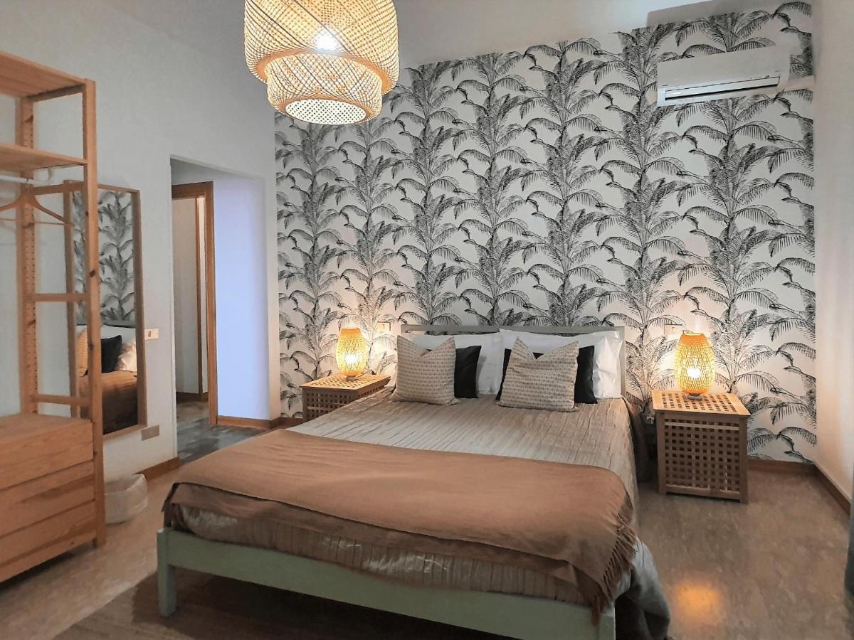 Villa Rosa - Sperlonga Vertice Rooms Eksteriør billede