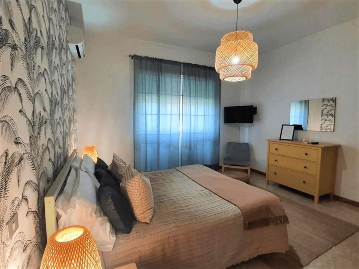 Villa Rosa - Sperlonga Vertice Rooms Eksteriør billede